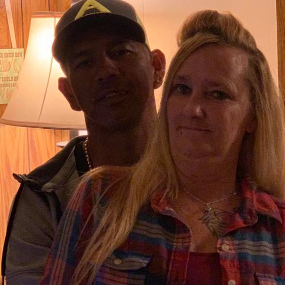 Meet your Posher, Armandoyloretta - Picture 1 of 1